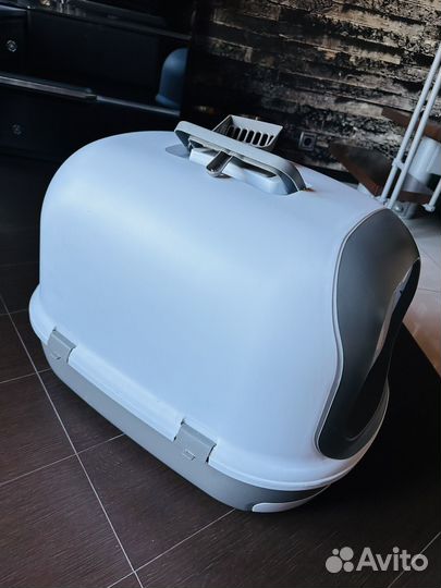 Закрытый кошачий туалет с выдвижным поддоном