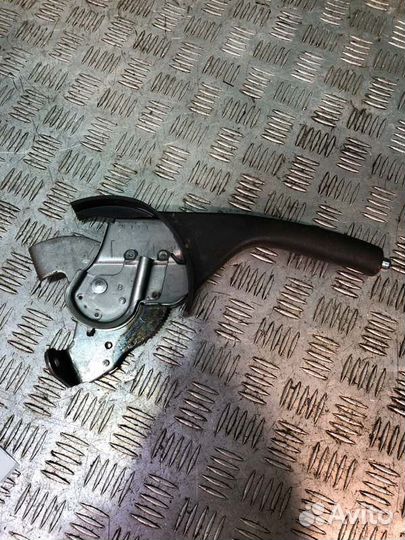 Ручной тормоз ручник Toyota 120