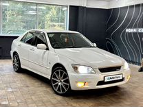 Toyota Altezza 2.0 AT, 2000, 350 000 км, с пробегом, цена 650 000 руб.