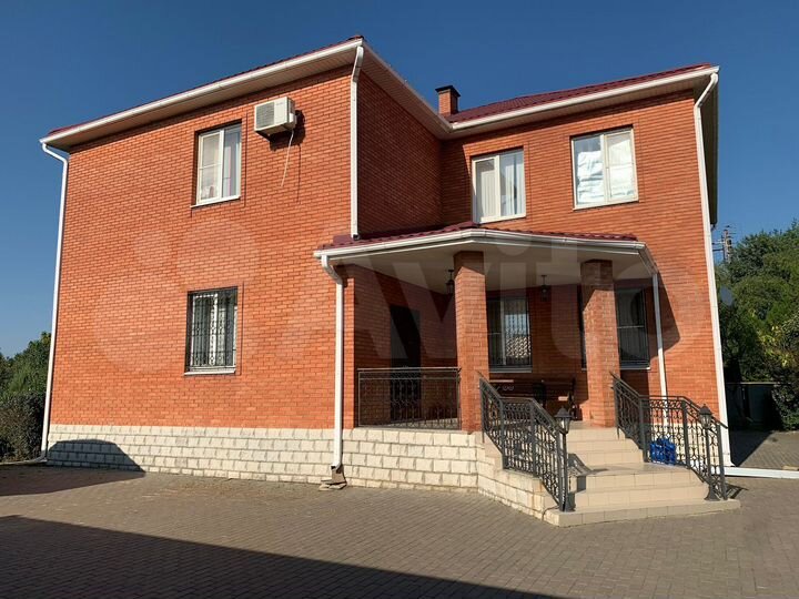 Дом 289 м² на участке 17,3 сот.