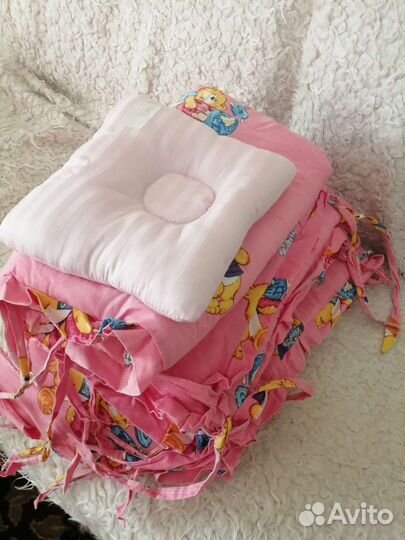 Бортики в кроватку для девочки+подушка