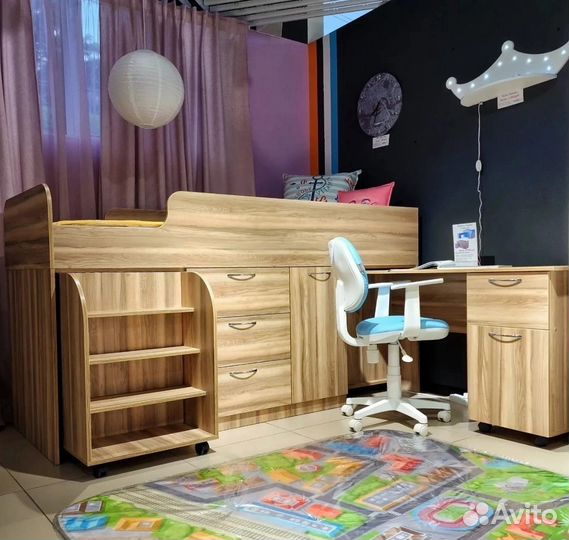 Детская кровать.Кровать-машина.Кровать-диван