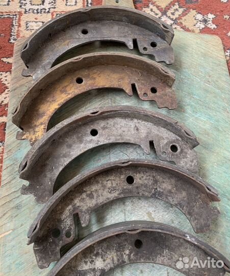 Тормозные колодки барабанные для ваз
