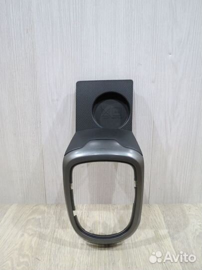 Накладка центральной консоли Kia Rio 3