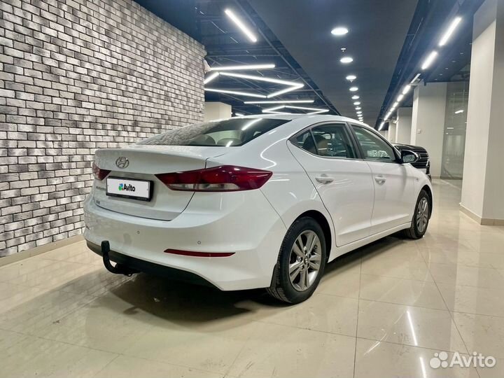 Hyundai Elantra 1.6 AT, 2016, 174 171 км