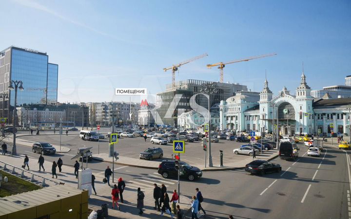 Стрит-ритейл у метро Белорусская