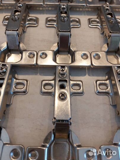 Петли для шкафов