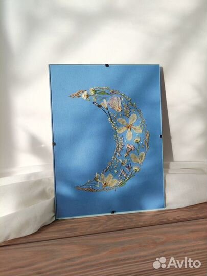 Картина из полевых цветов 