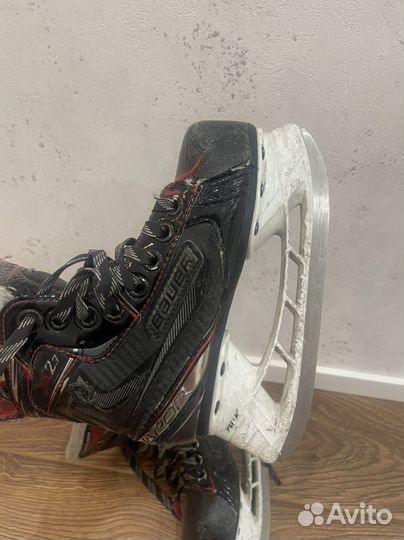 Хоккейные коньки bauer vapor Y11