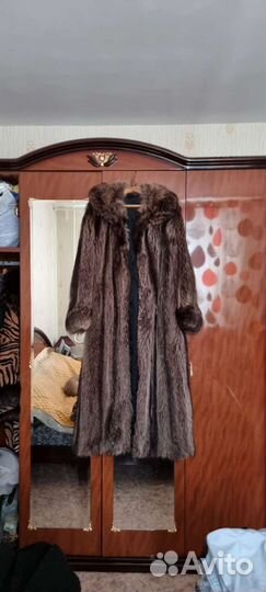 Шуба енотовая