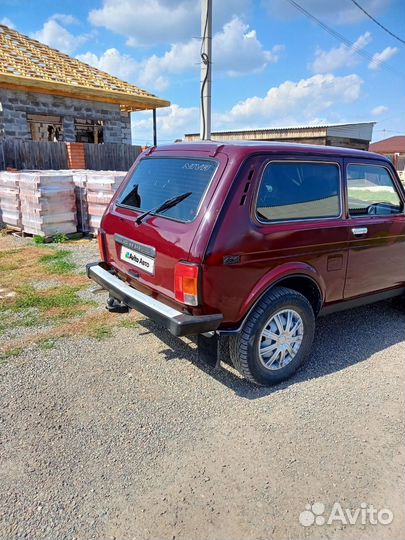 LADA 4x4 (Нива) 1.7 МТ, 2010, 146 000 км