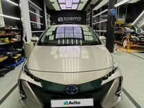 Toyota Prius PHV 1.8 CVT, 2017, 125 000 км, с пробегом, цена 2 400 000 руб.
