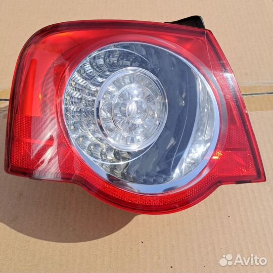 Фонарь задний Volkswagen Passat B6 седан