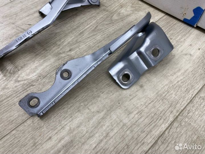 Петля капота Mazda Cx-30 PY