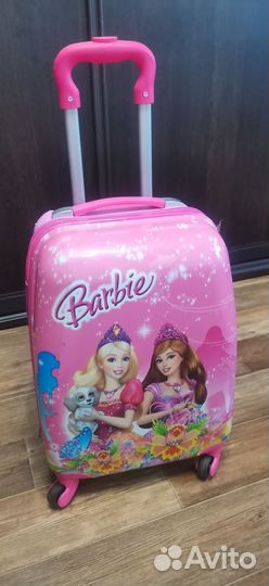 Чемодан на колесах детский