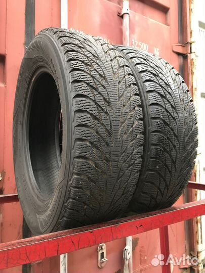 Nokian Tyres Hakkapeliitta R2 195/65 R15 110C