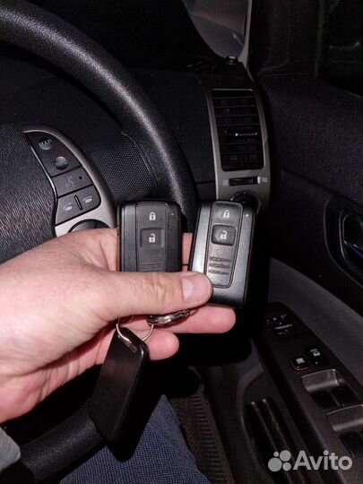 Смарт ключ Toyota, Lexus