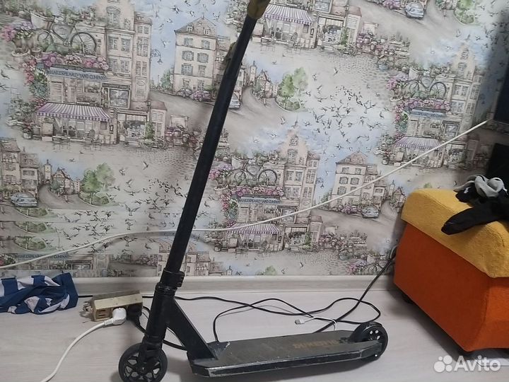 Трюковой самокат