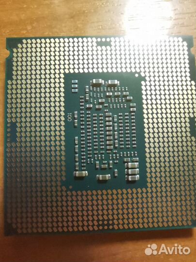 Процессор Intel Core i3 8100