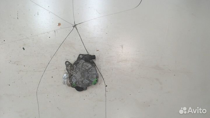 Насос вакуумный Volkswagen Transporter 6, 2016