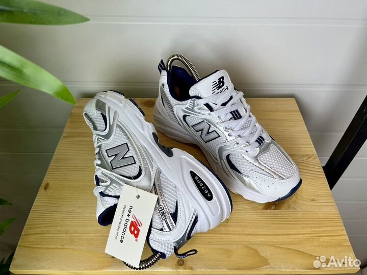 Женские Кроссвоки New Balance 530