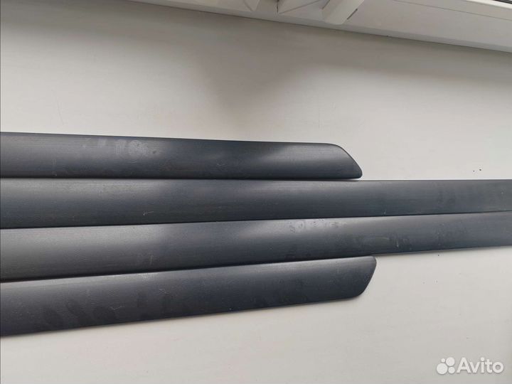 Молдинги на двери Skoda octavia a5