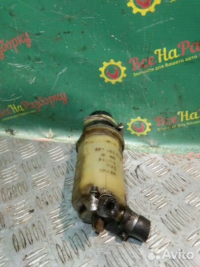 Бачок гидроусилителя руля Volkswagen Passat B3