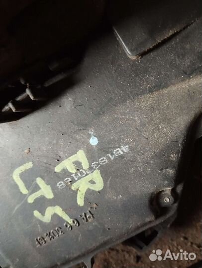 Замок передний правый Audi A6 C5