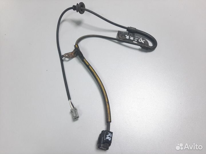 Провод датчика ABS задний правый Camry 30 2azfe