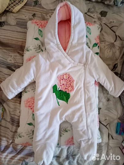 Комплект на выписку для девочки