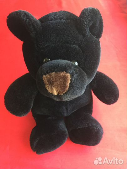 Медведь плюшевый