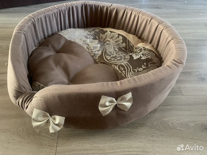 Лежанка для кошек и собак