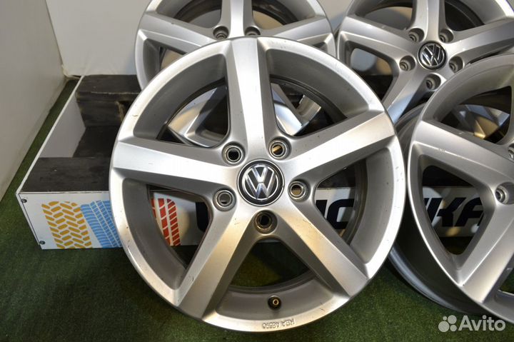 Диски Volkswagen Golf R15 5x112