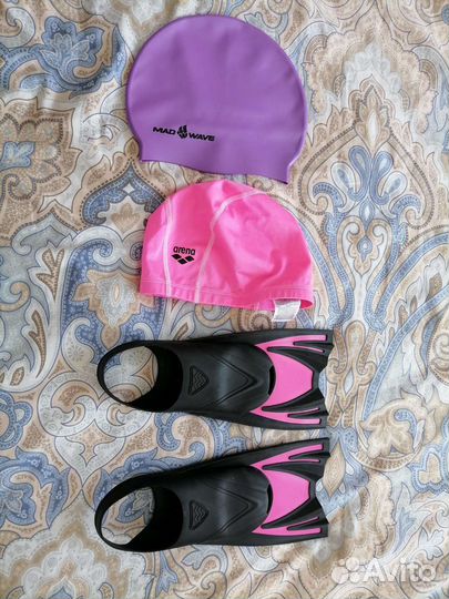 Шапочка, ласты