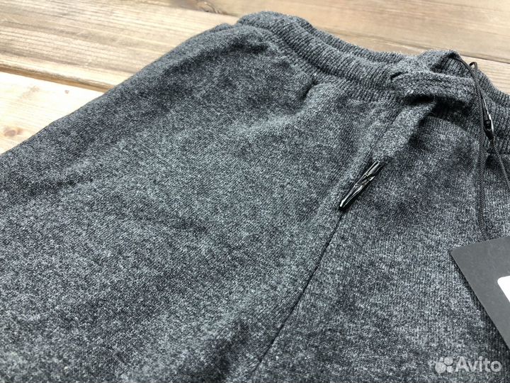 Штаны спортивные для мальчика 74 Дания новые