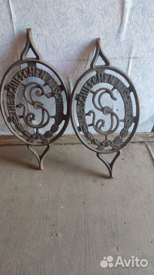 Элементы от станины швейной машинки