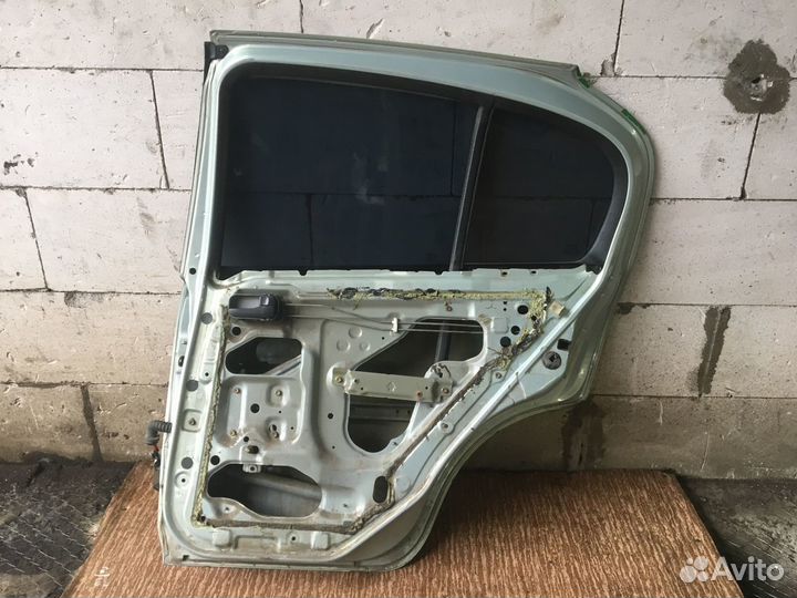 Дверь задняя правая Nissan Almera N16