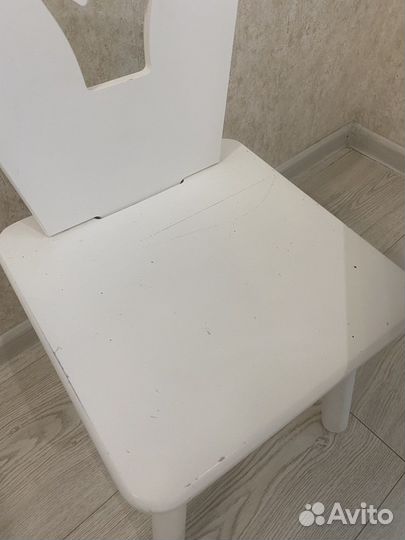 Детский стол со стулом