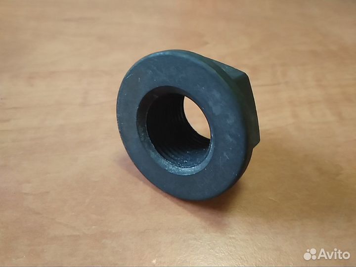 Гайка хвостовика главной пары на JCB 826/01483