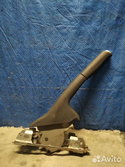 Рычаг стояночного тормоза Renault Symbol 2 седан