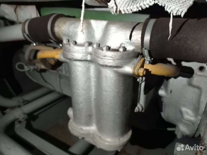 Судовой водо-масляный холодильник 1569.06.000-02