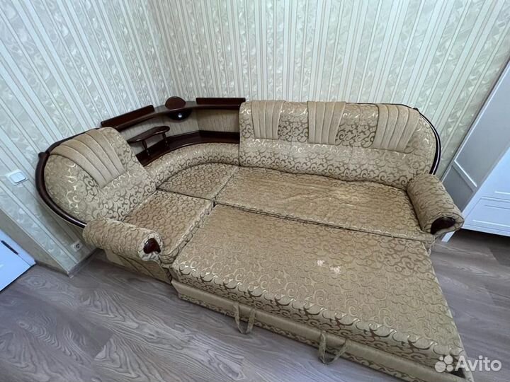 Угловой диван бу