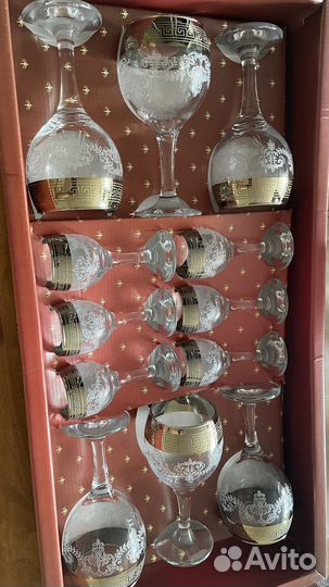 Бокалы для вина и стопки