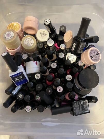 Для наращивания ногтей лаки