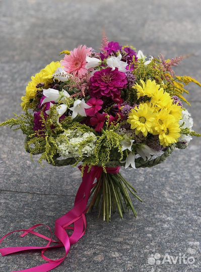 Букет из полевых цветов