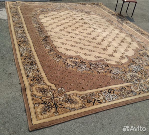 Ковер 3 м*4 м б/у