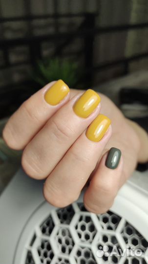 Маникюр/педикюр в студии