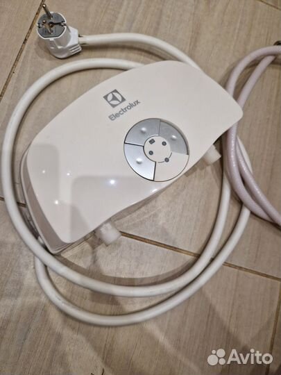 Электрический водонагреватель