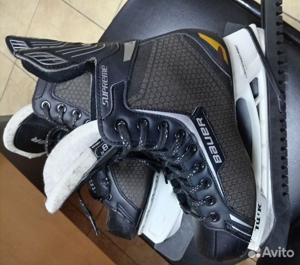 Хоккейные коньки bauer