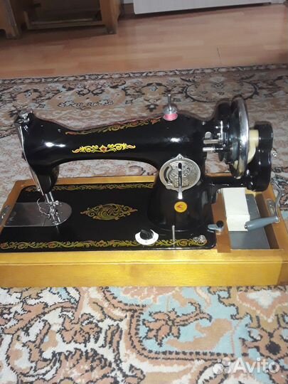 Швейная машина Подольск ручная
